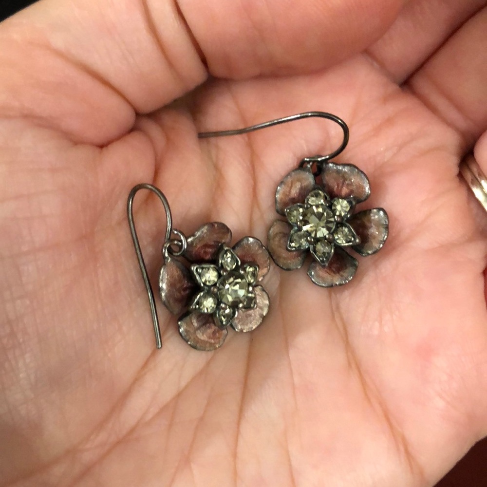 Beautiful floral earings